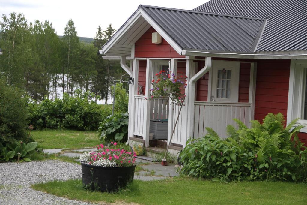 Puolukkamaan Pirtit Cottages Lampsijärvi Rom bilde